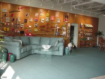 toucan golf showroom